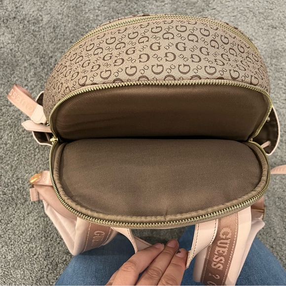 GUESS Backpack - Picture 5 of 8